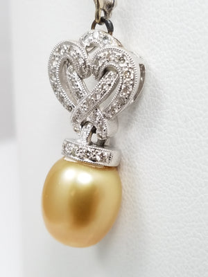 Fantastic 18k White Gold Cultured Pearl Natural Diamond Dangle Pendant