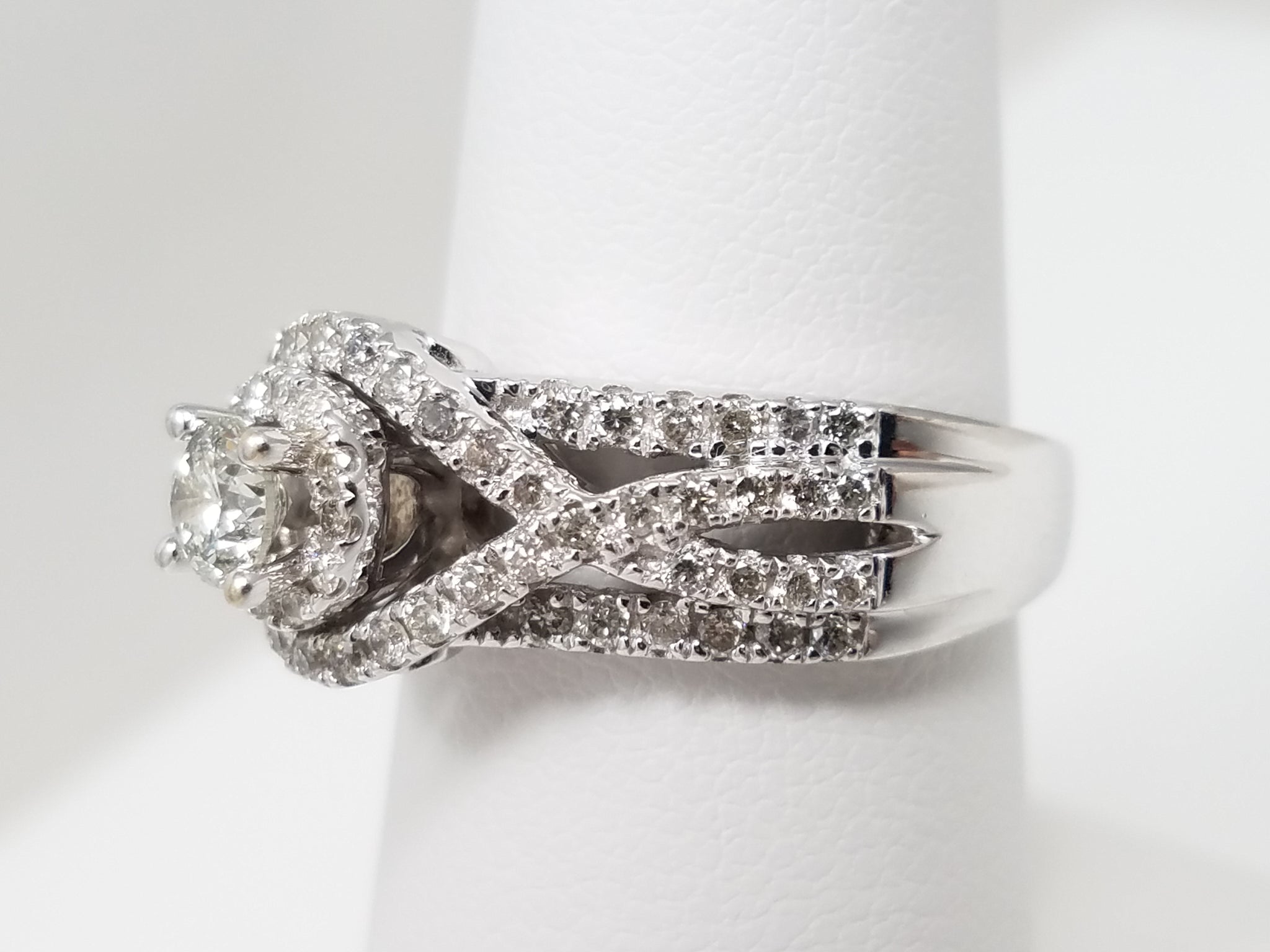 Scintillating 14k White Gold 1ctw Natural Diamond Engagement Ring