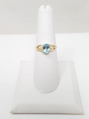 Pretty Natural Blue Topaz & CZ 10k Yellow Gold Ring