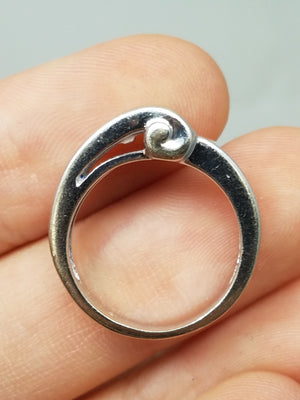 Fashionable 14k White Gold Natural Sapphire Diamond Ring Band