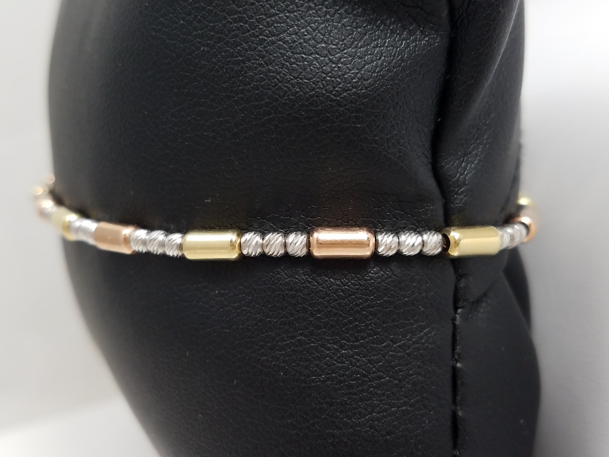 Fashionable 9"-10" Adjustable 10k Tri Color Gold Tubular Anklet