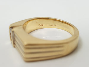 Dapper Men's 14k Yellow Gold Natural Diamond Ring