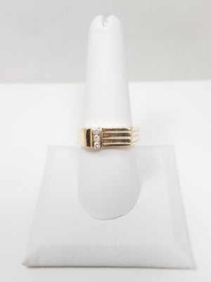 Dapper Men's 14k Yellow Gold Natural Diamond Ring