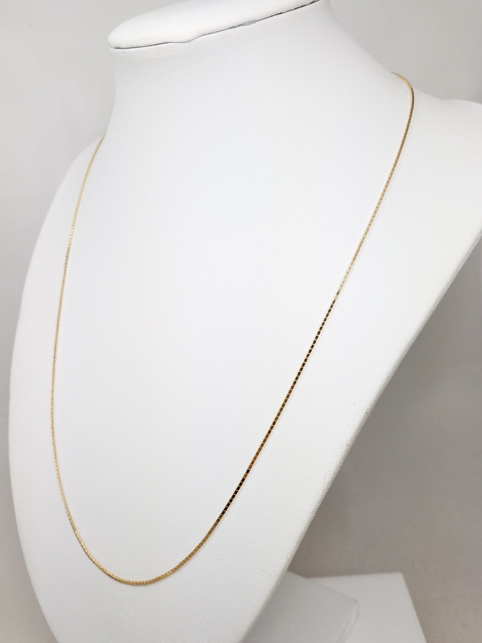 Classic 20" Solid 14k Yellow Gold Box Link Chain Necklace