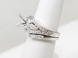 Dazzling 18k White Gold Natural Diamond Engagement Ring Set Mount