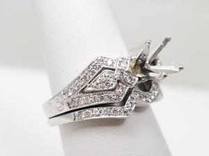 Dazzling 18k White Gold Natural Diamond Engagement Ring Set Mount