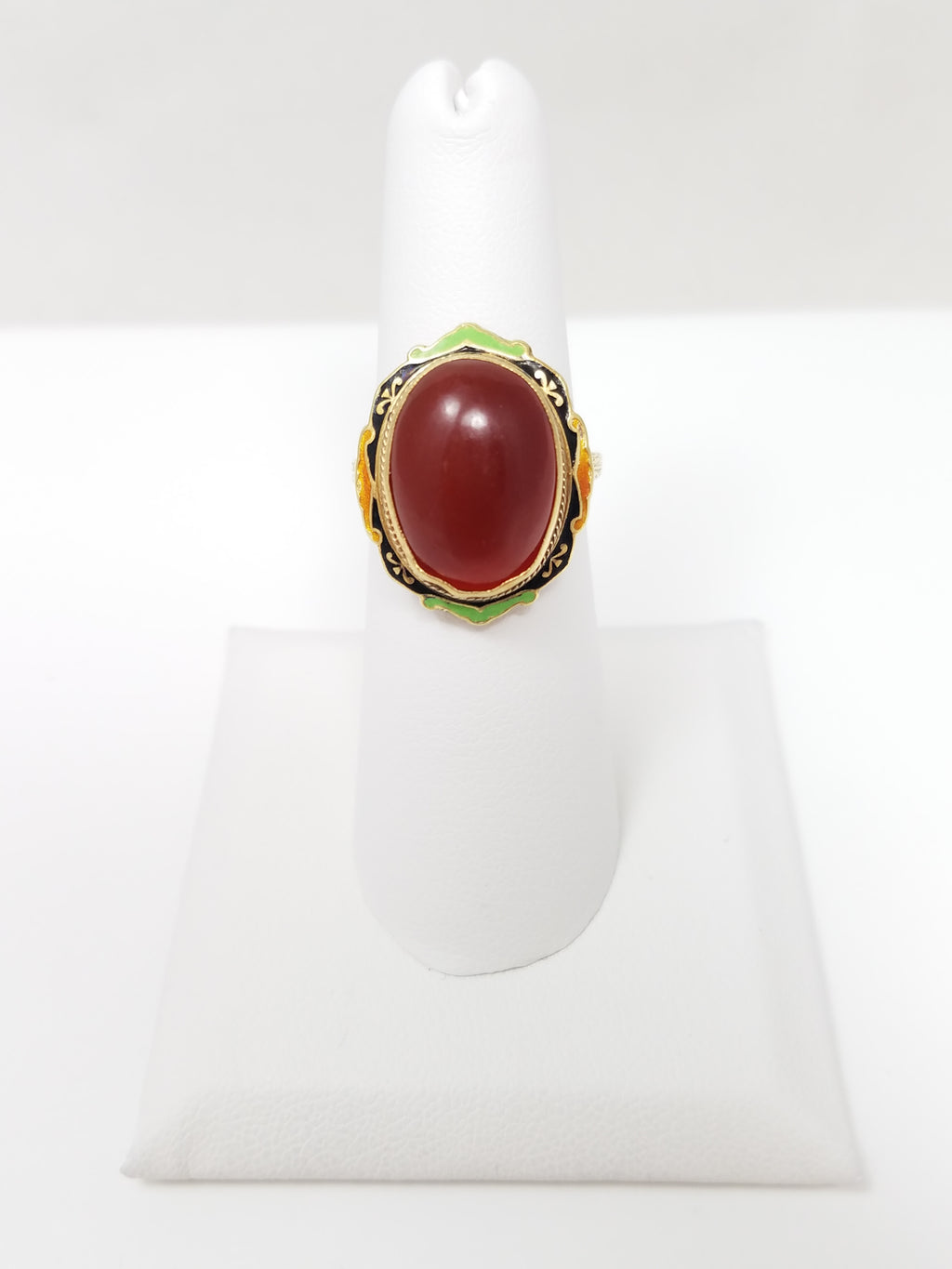 Lavish Art Deco 14k Yellow Gold Vintage Natural Red Chalcedony Enamel Ring
