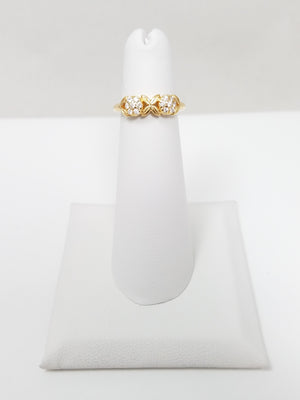 Beautiful Vintage 18k Yellow Gold Natural Diamond Flower Ring