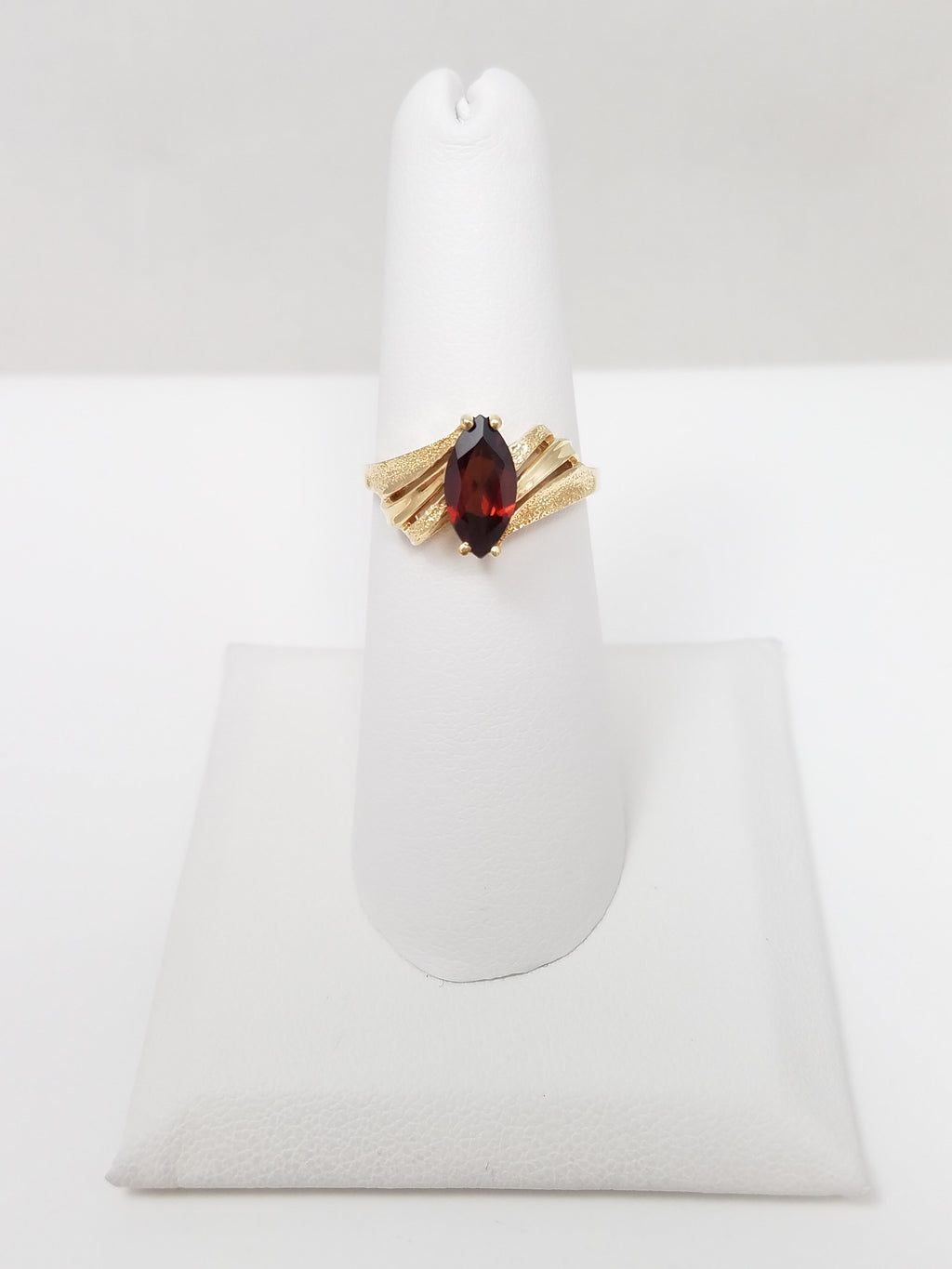 1ct Natural Garnet 10k Yellow Gold Ring