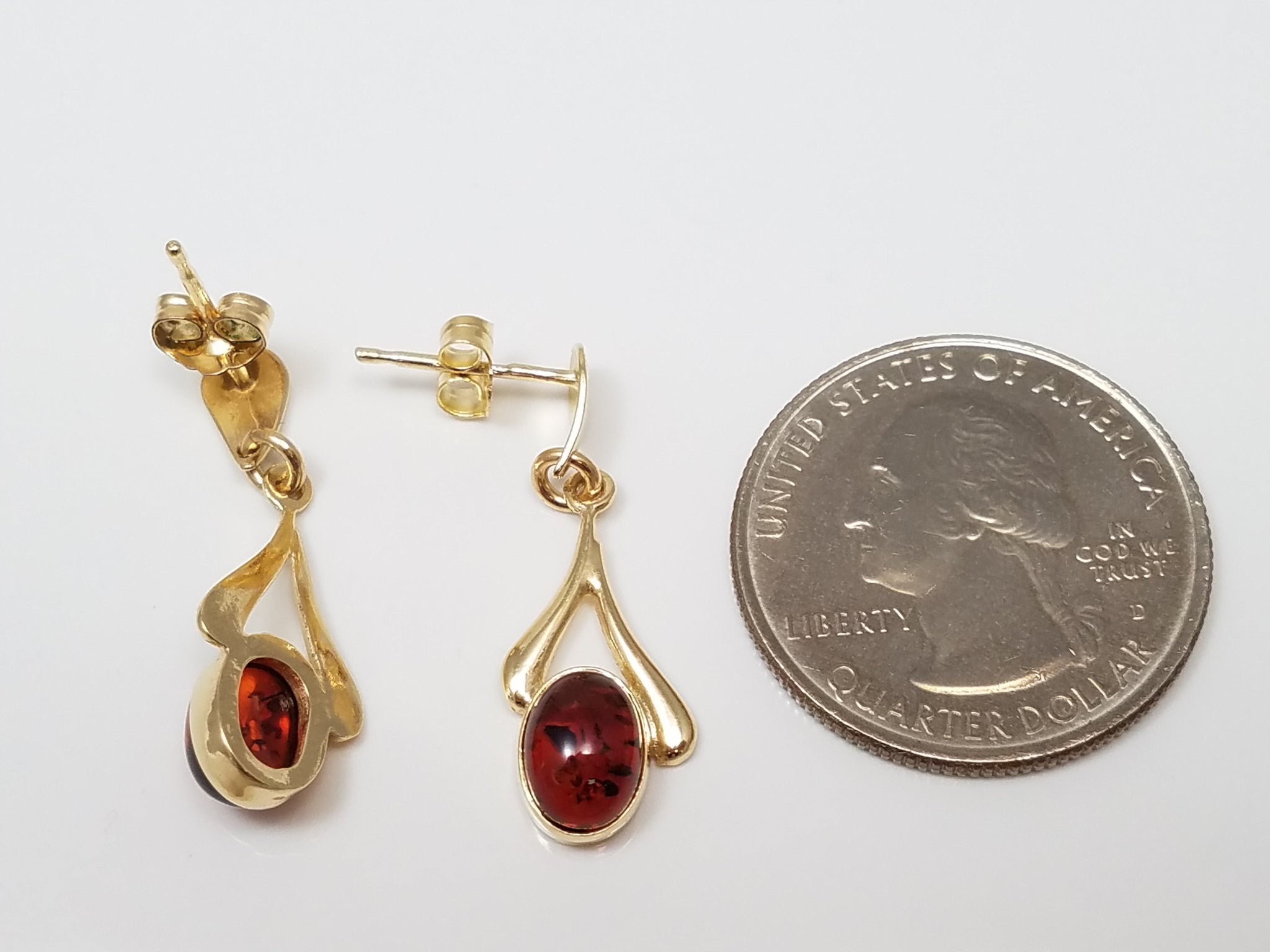 14k Yellow Gold Amber Dangle Earrings