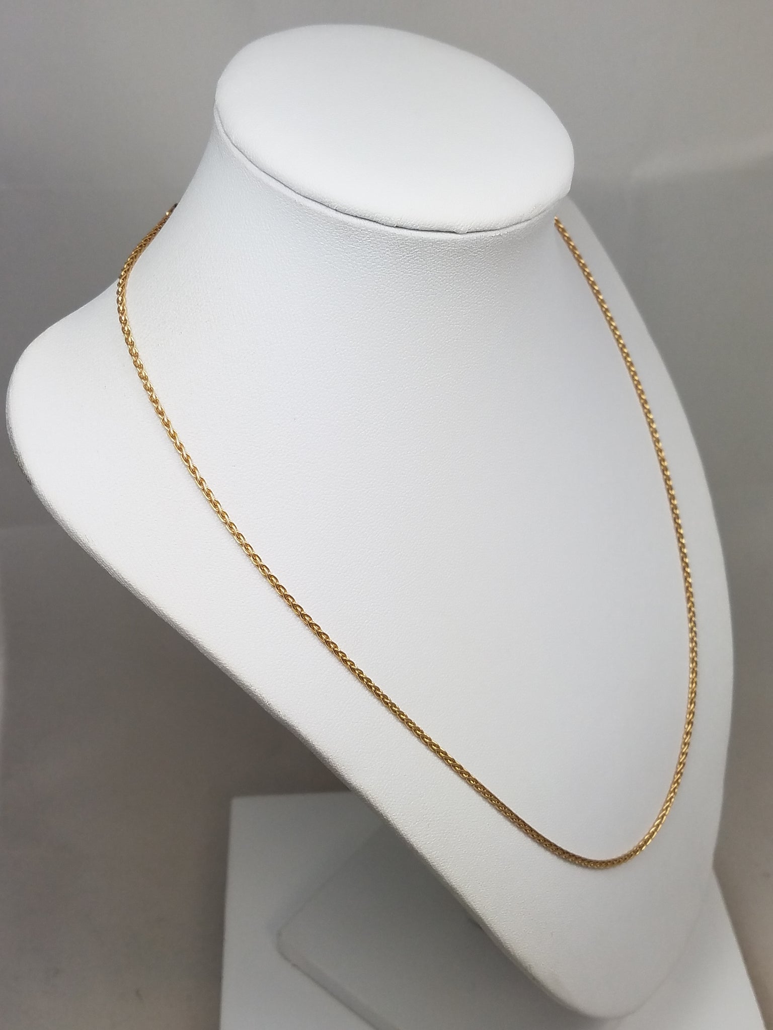 Classic 20" 14k Yellow Gold Rounded Wheat Chain Necklace