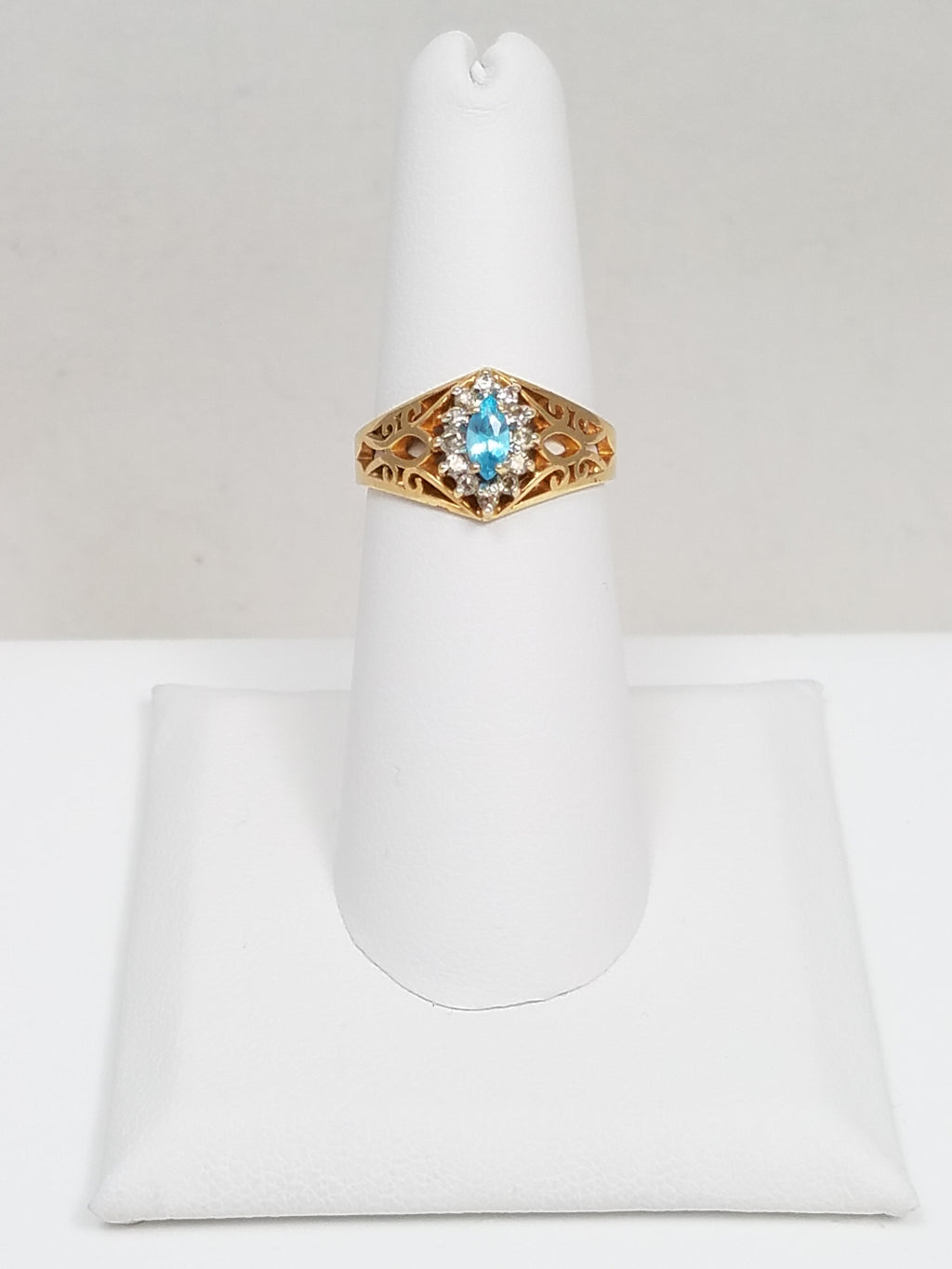 Fashionable 10k Yellow Gold Natural Blue Topaz Diamond Pierced Ring