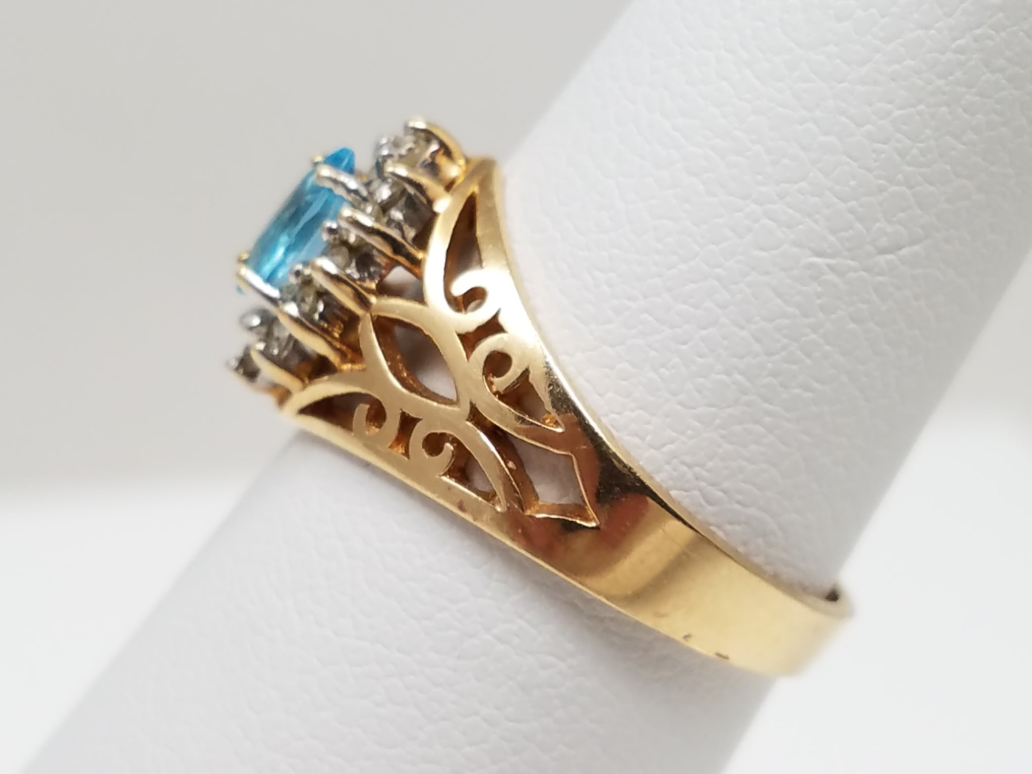 Fashionable 10k Yellow Gold Natural Blue Topaz Diamond Pierced Ring