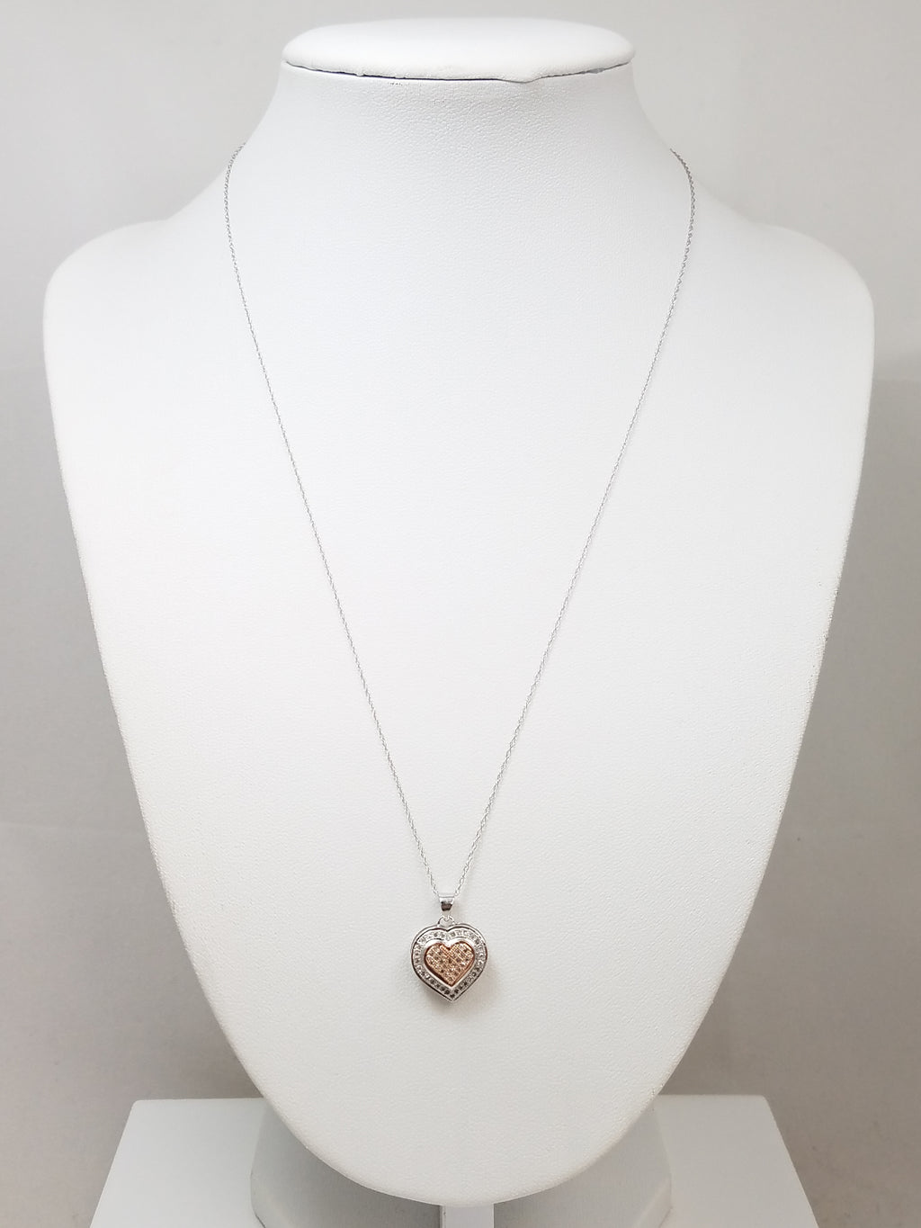 Striking 18" 10k Two Tone Gold Natural Diamond Heart Pendant Necklace