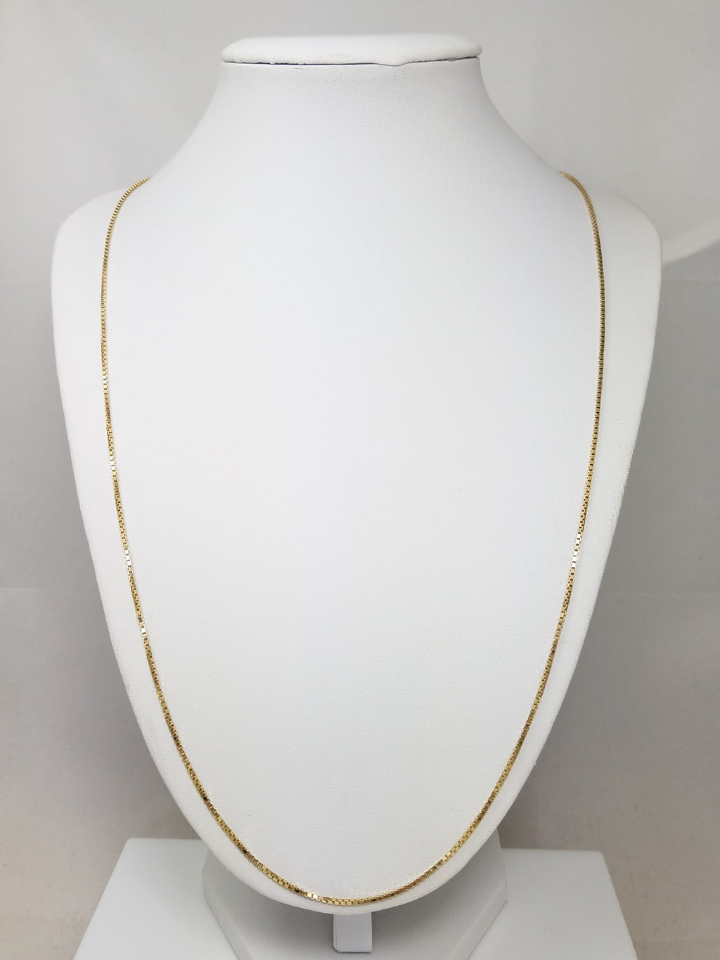 Sporty 24" 10k Yellow Gold Box Link Chain Necklace