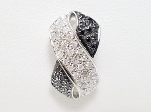 Luxurious 14k White Gold Natural Diamond Pendant