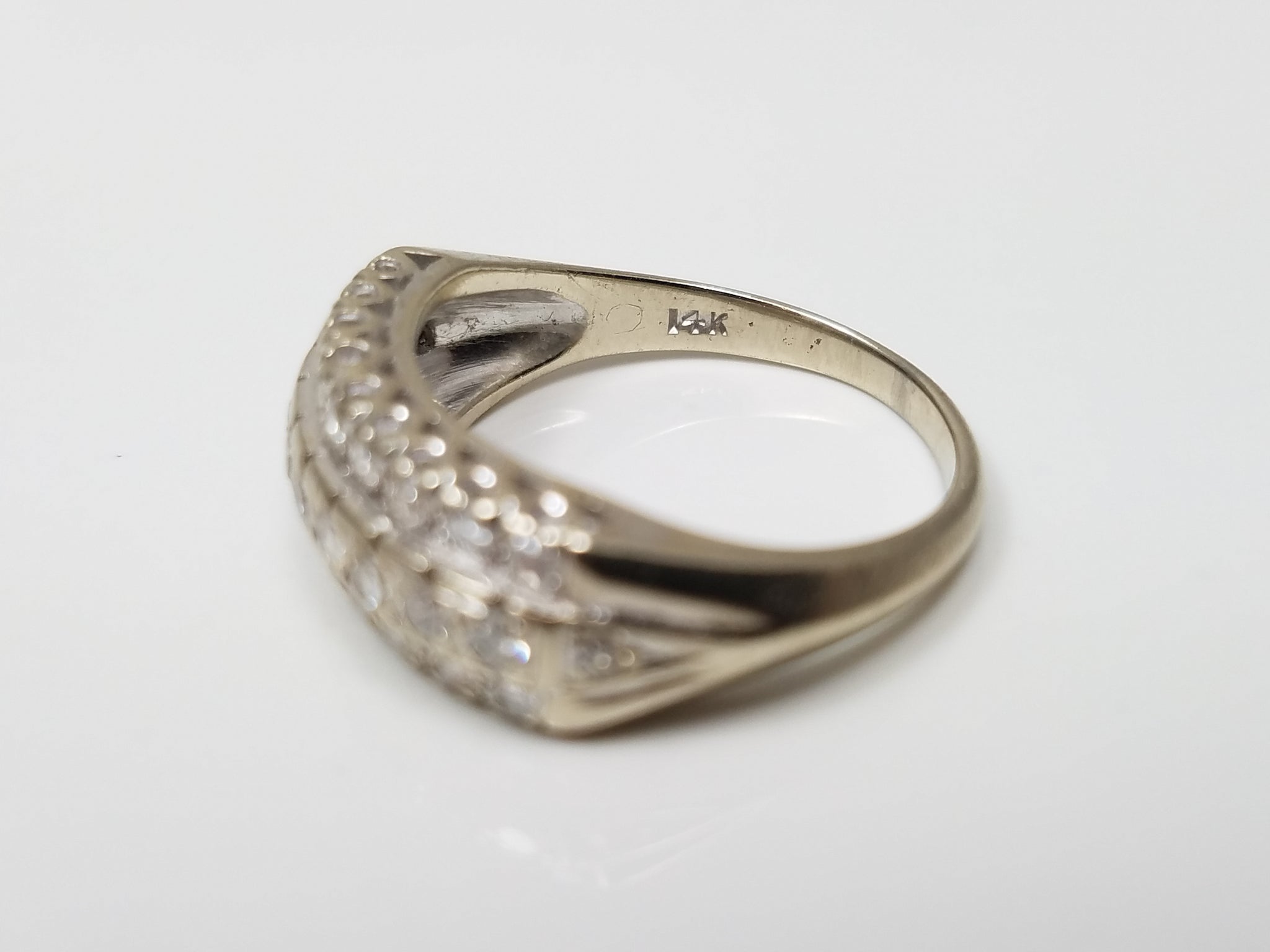 Vintage Elegant 14k White Gold Natural Diamond Wedding Ring Band