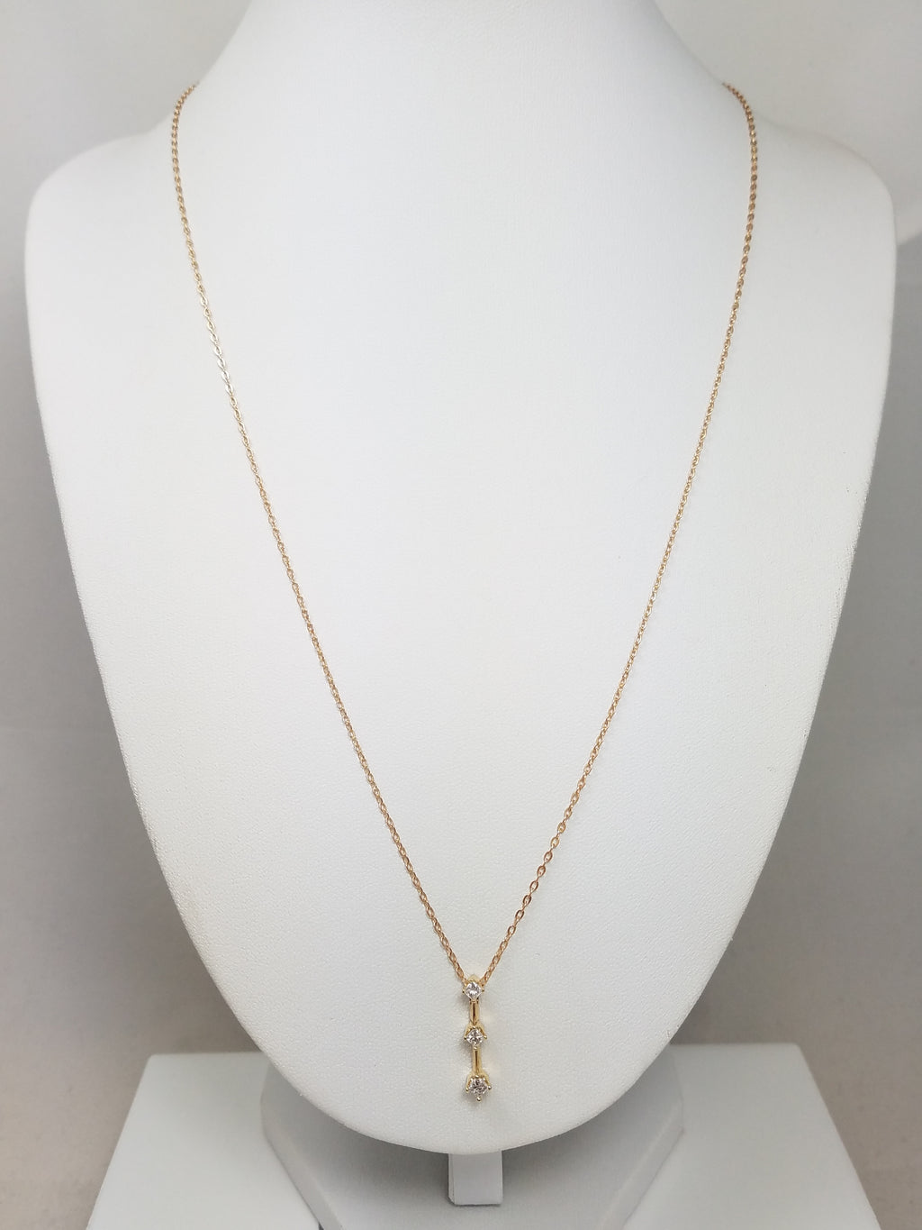 Precious 20" 14k Yellow Gold Natural Diamond Pendant Necklace