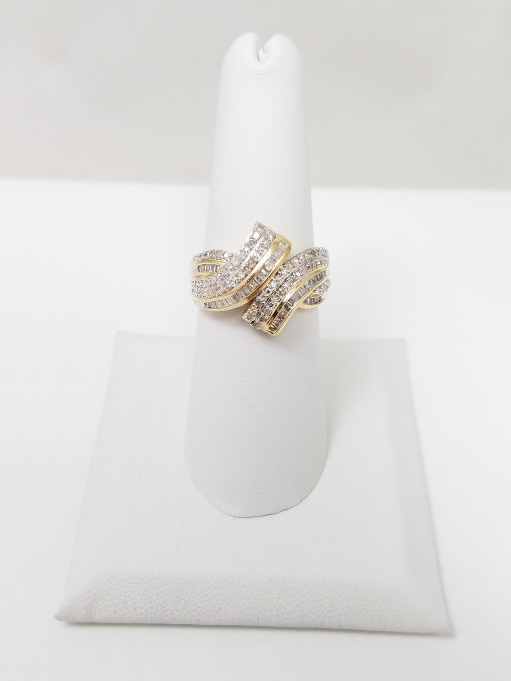 Sparkling 1/2ctw Natural Diamond 10k Yellow Gold Bypass Ring