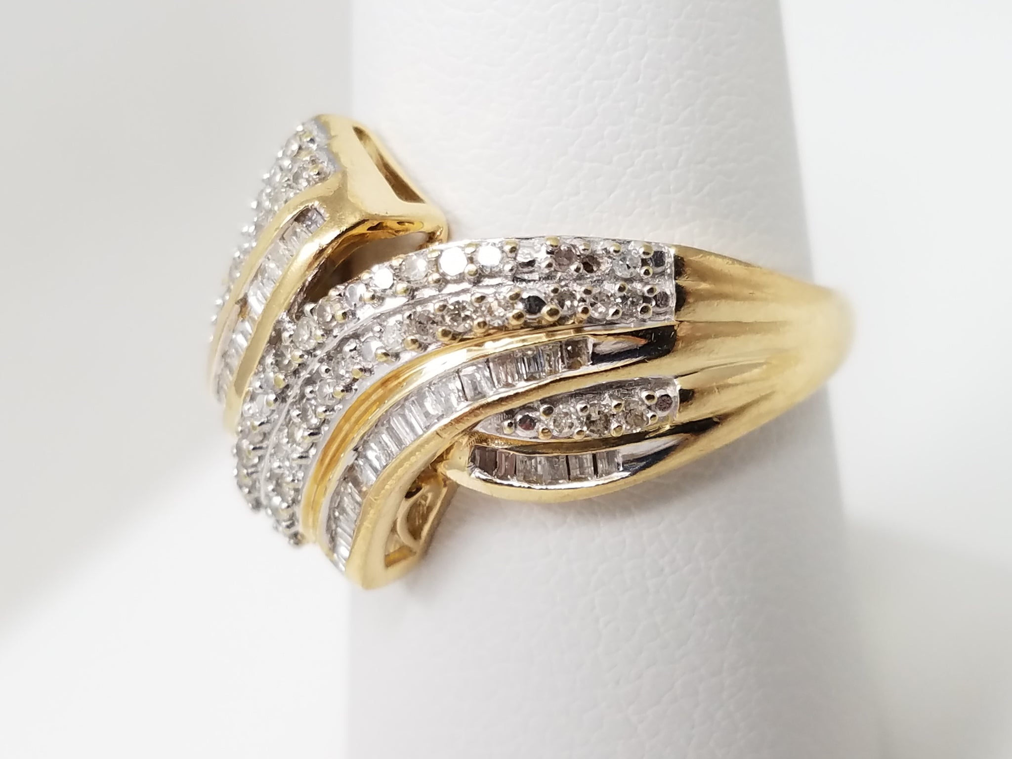 Sparkling 1/2ctw Natural Diamond 10k Yellow Gold Bypass Ring