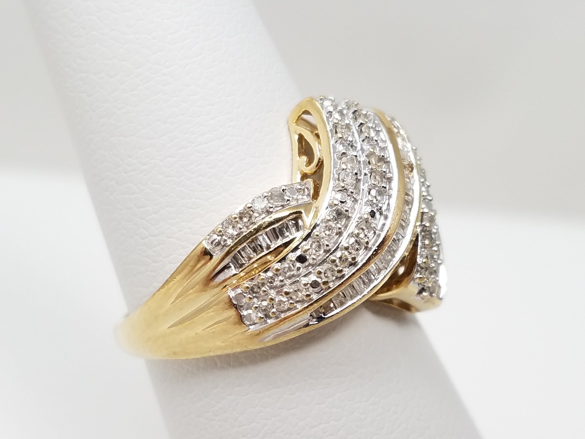 Sparkling 1/2ctw Natural Diamond 10k Yellow Gold Bypass Ring