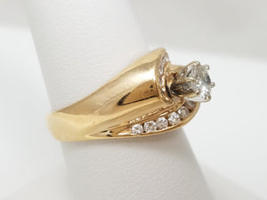 Magical 14k Yellow Gold Natural Diamond Engagement Ring