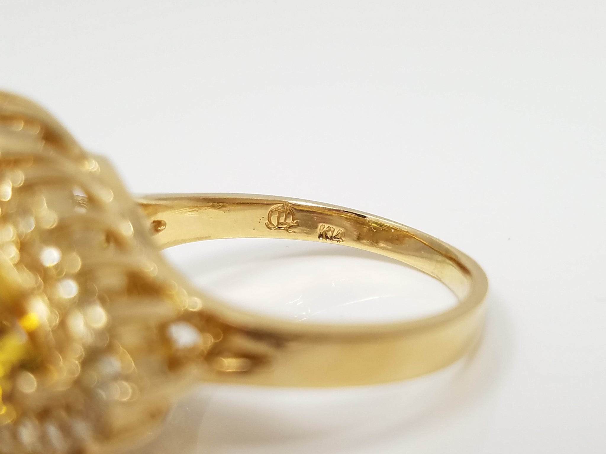 Extravagant 14k Yellow Gold Natural Gemstone Diamond Custom Ring