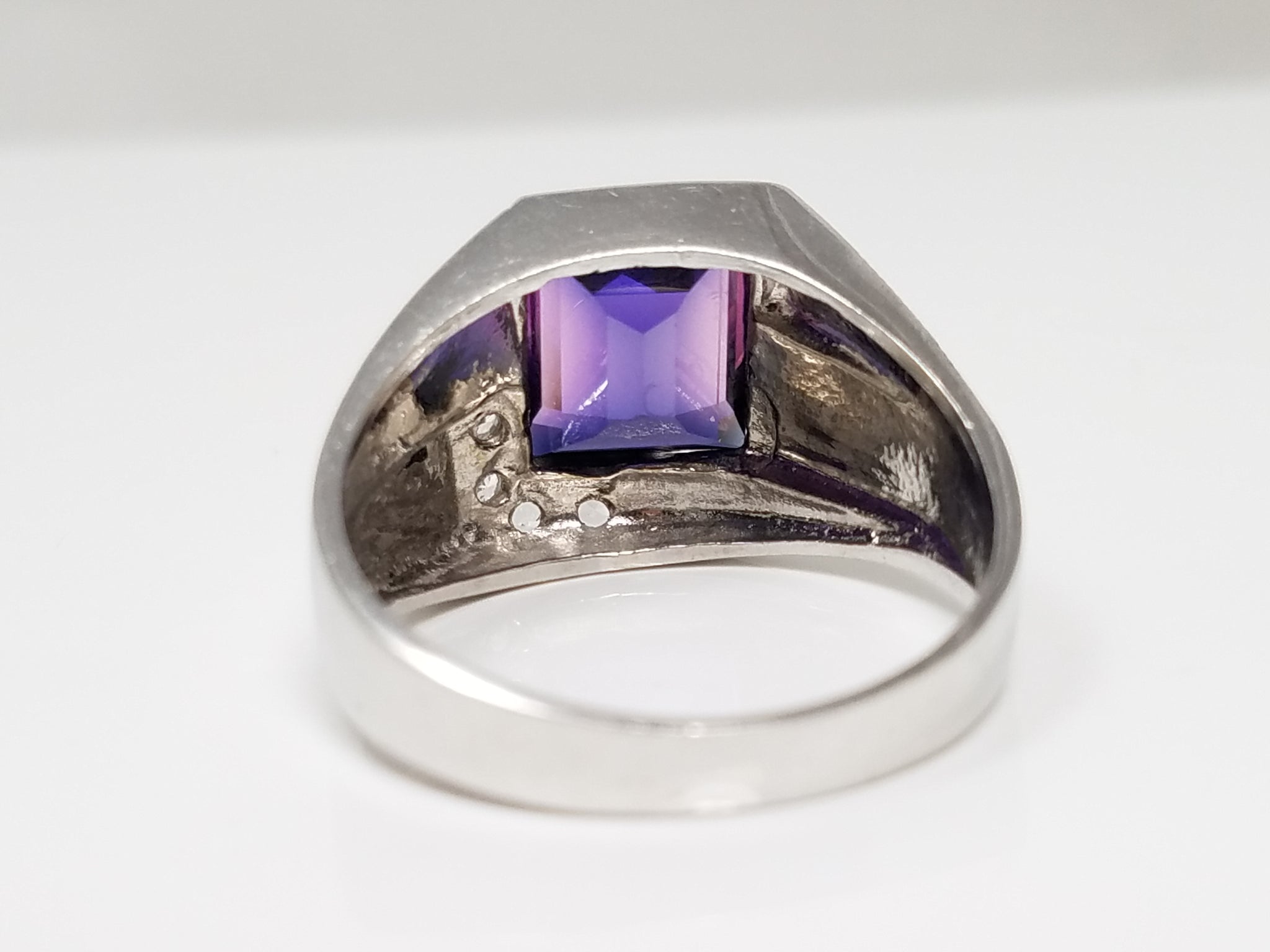 New Old Stock 10k White Gold 1970's Synthetic Gemstone Ring