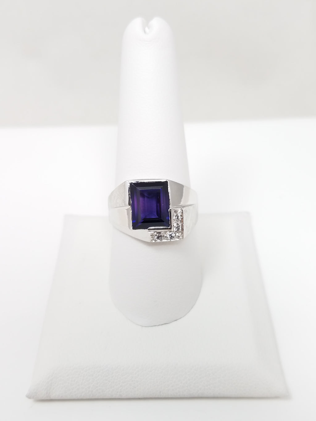New Old Stock 10k White Gold 1970's Synthetic Gemstone Ring
