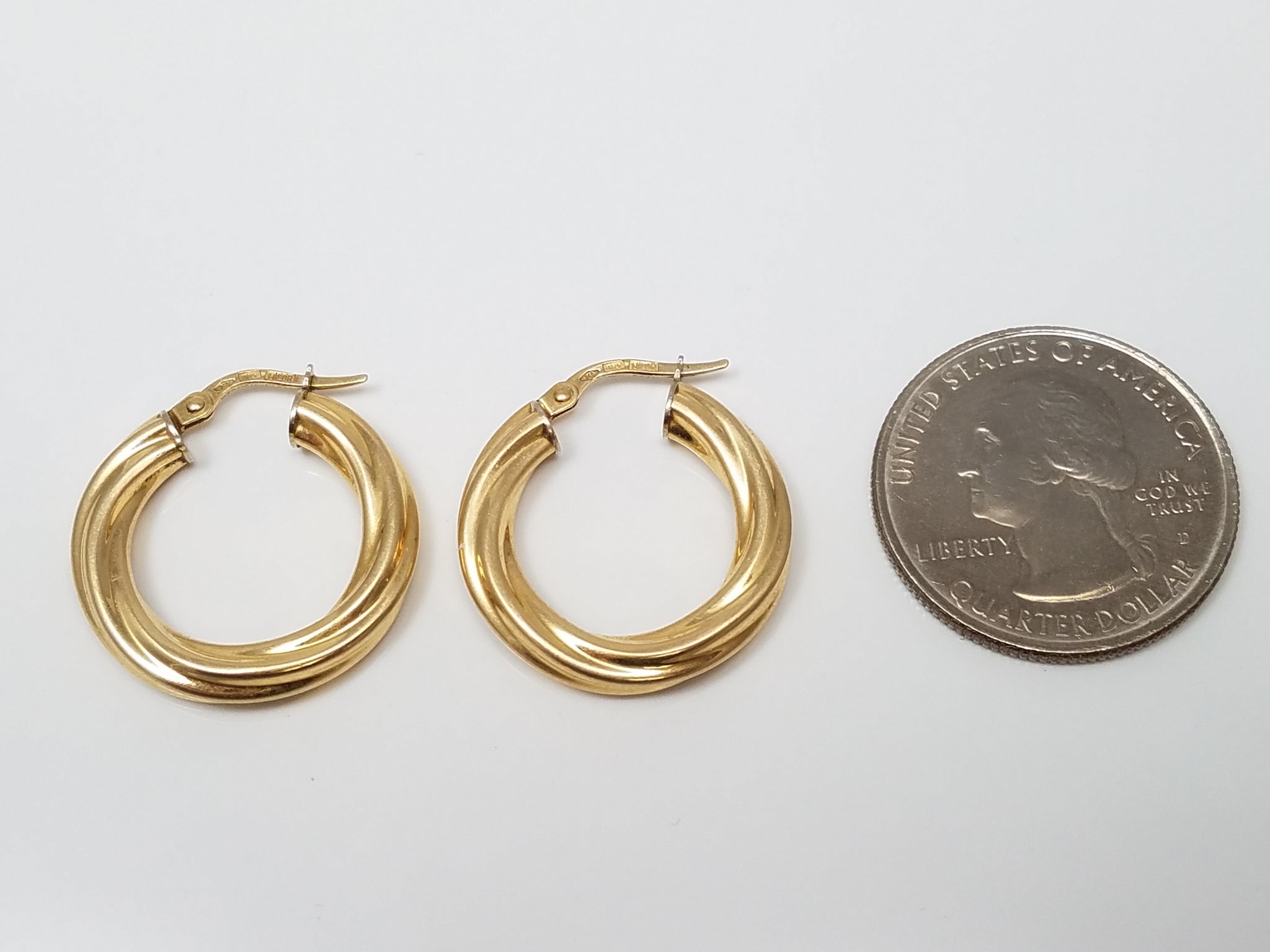 Simple 18k Yellow Gold Spiral Hollow Hoop Earrings