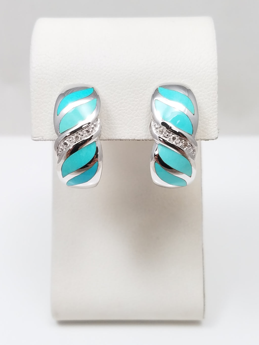 Soothing 14k White Gold Natural Turquoise & Natural Diamond Drop Earrings