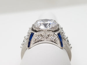 Extravagant 14k White Gold Cubic Zirconia Ring