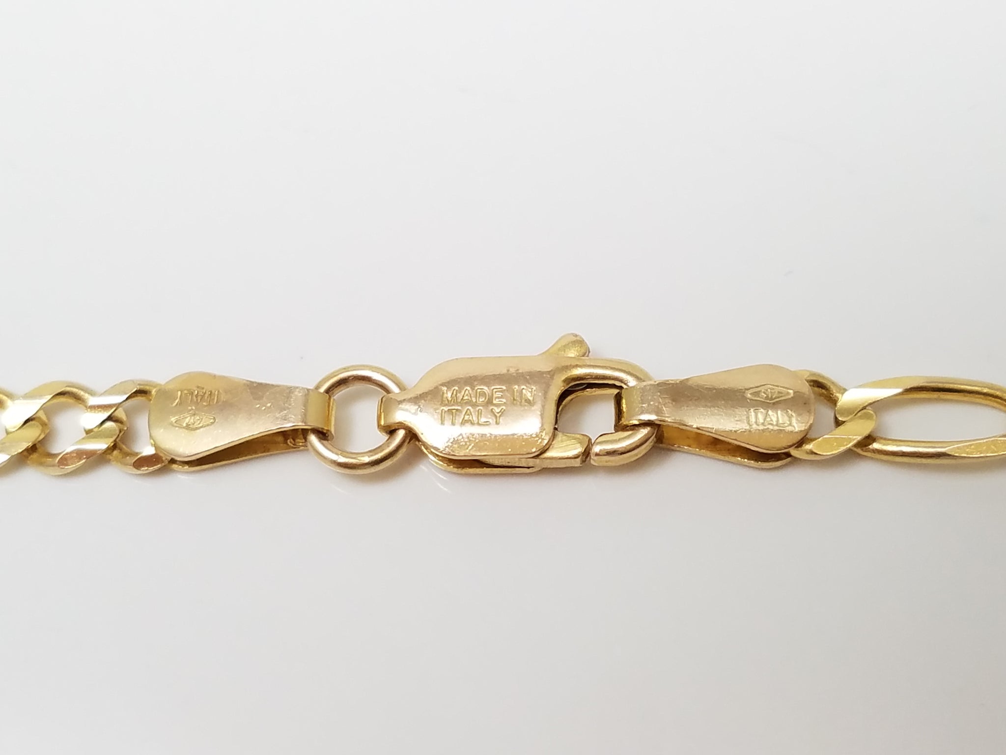 Classic 24" Solid 10k Yellow Gold Figaro Link Chain Necklace