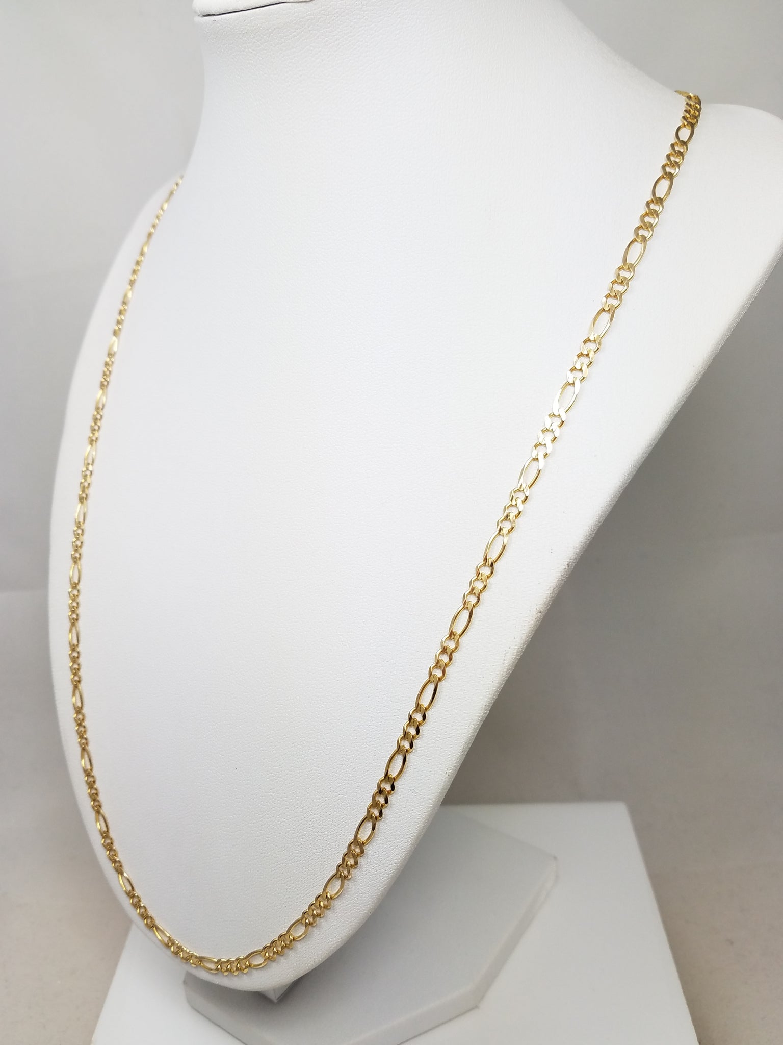 Classic 24" Solid 10k Yellow Gold Figaro Link Chain Necklace