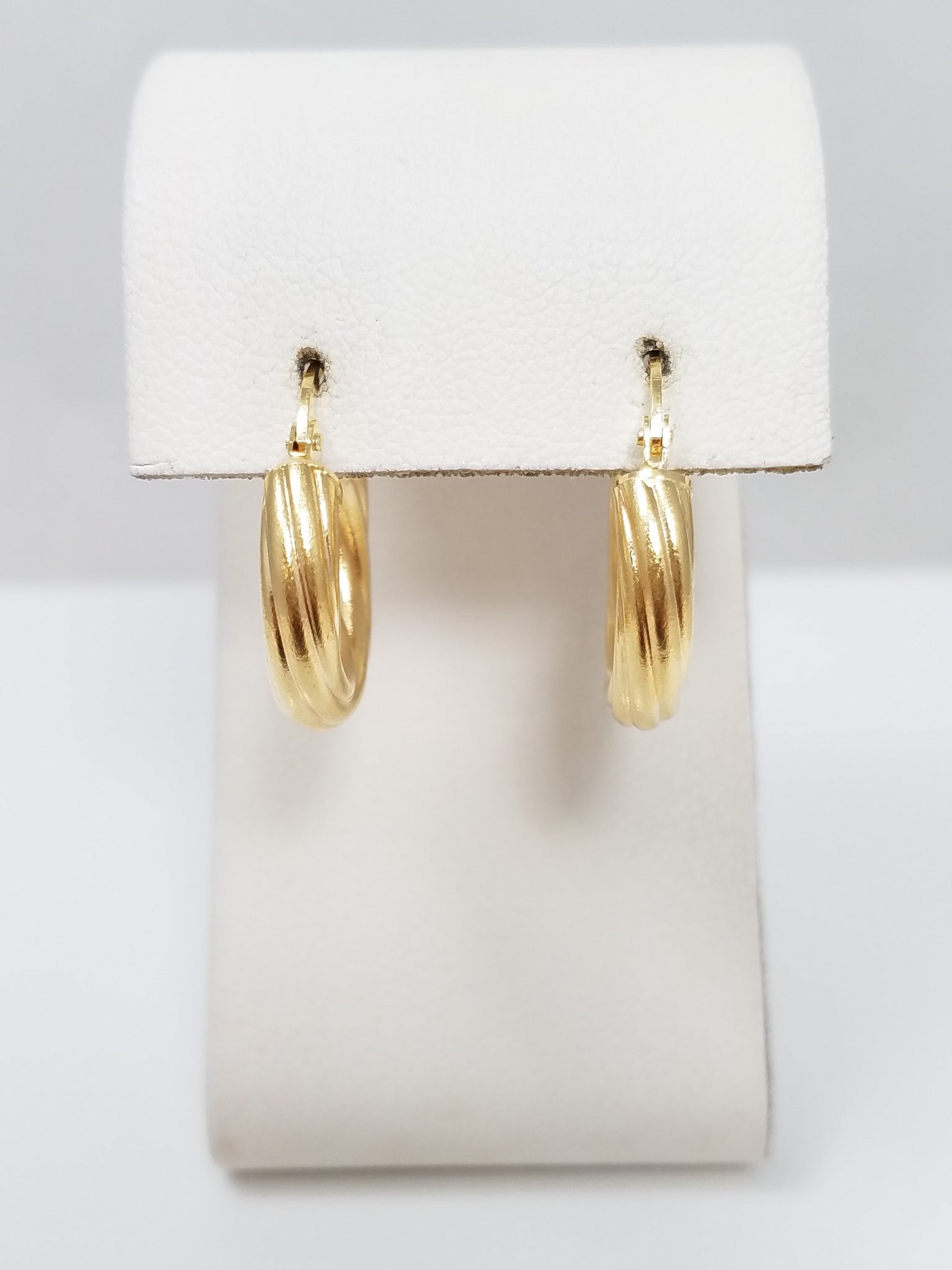 Splendid 18k Yellow Gold Spiral Italian-Made Hollow Hoop Earrings