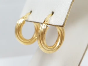 Splendid 18k Yellow Gold Spiral Italian-Made Hollow Hoop Earrings