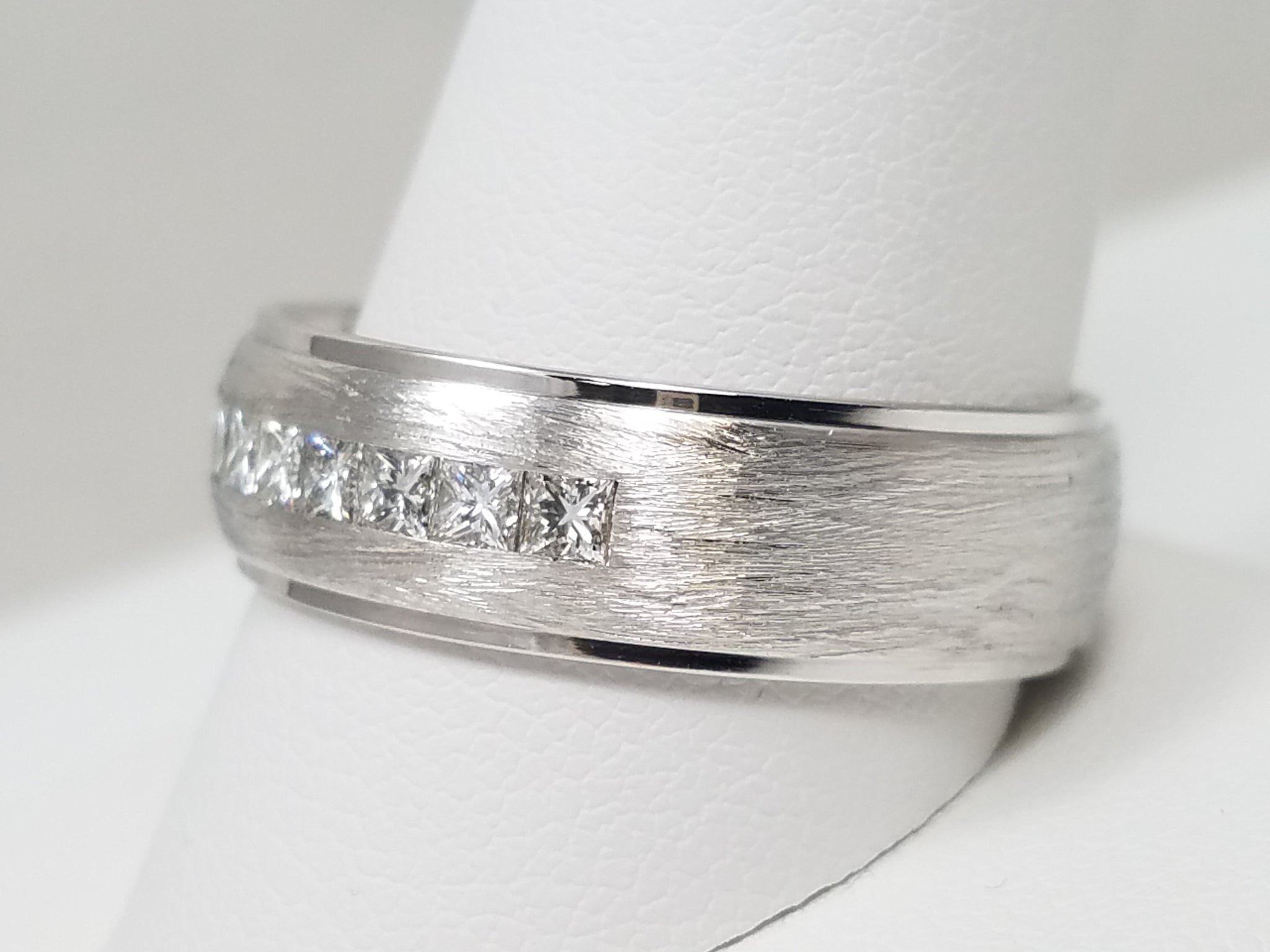 Men's 14k White Gold 1/2ctw Natural Diamond Wedding Band