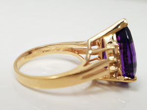 Magical 14k Yellow Gold Natural Amethyst Diamond Ring