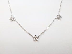 14k White Gold Flower Station Necklace