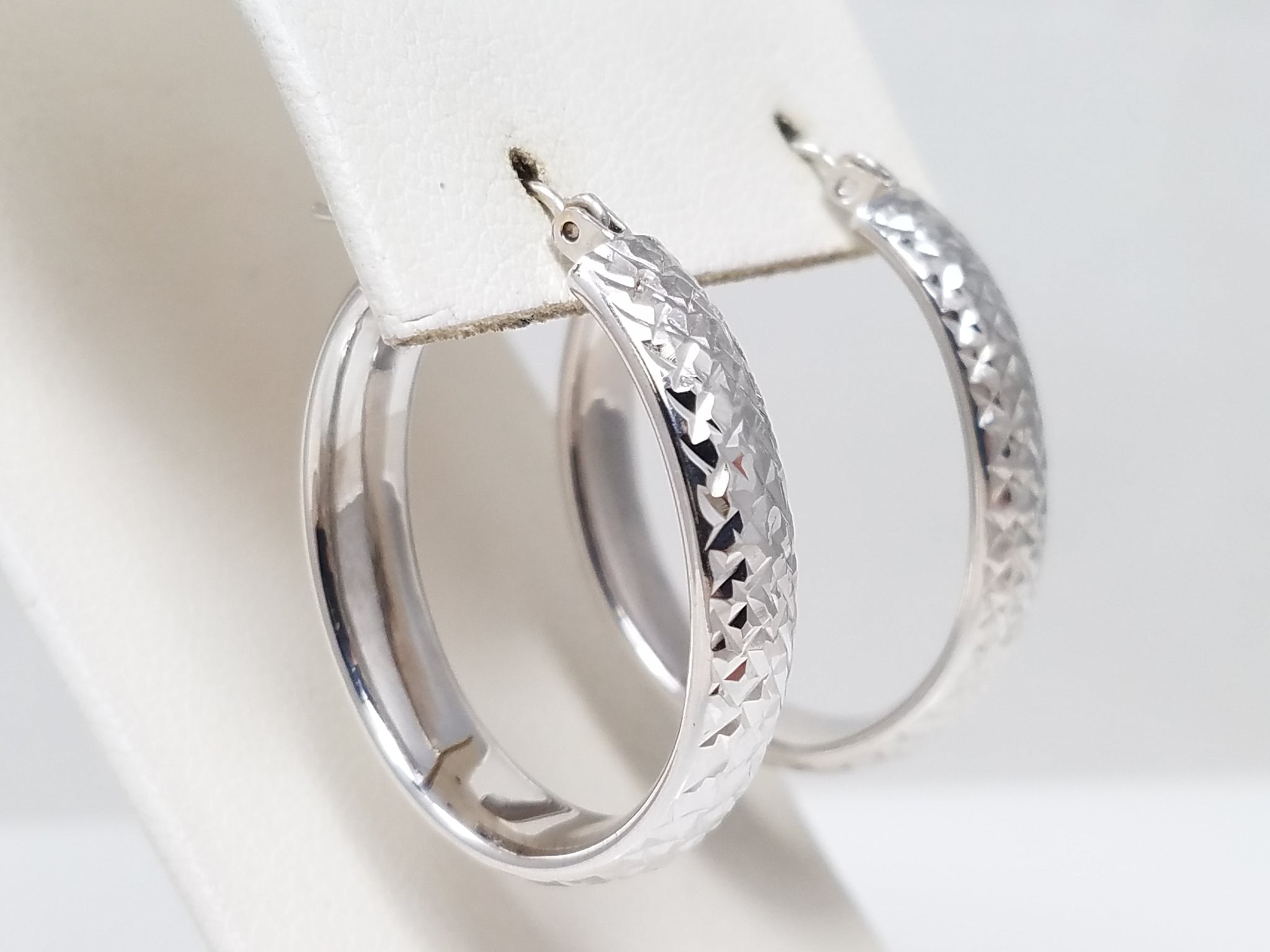 Diamond Cut 14k White Gold Hoop Earrings