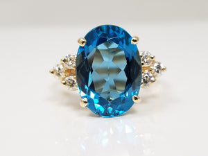 Enchanting 14k Yellow Gold Natural Topaz Diamond Ring