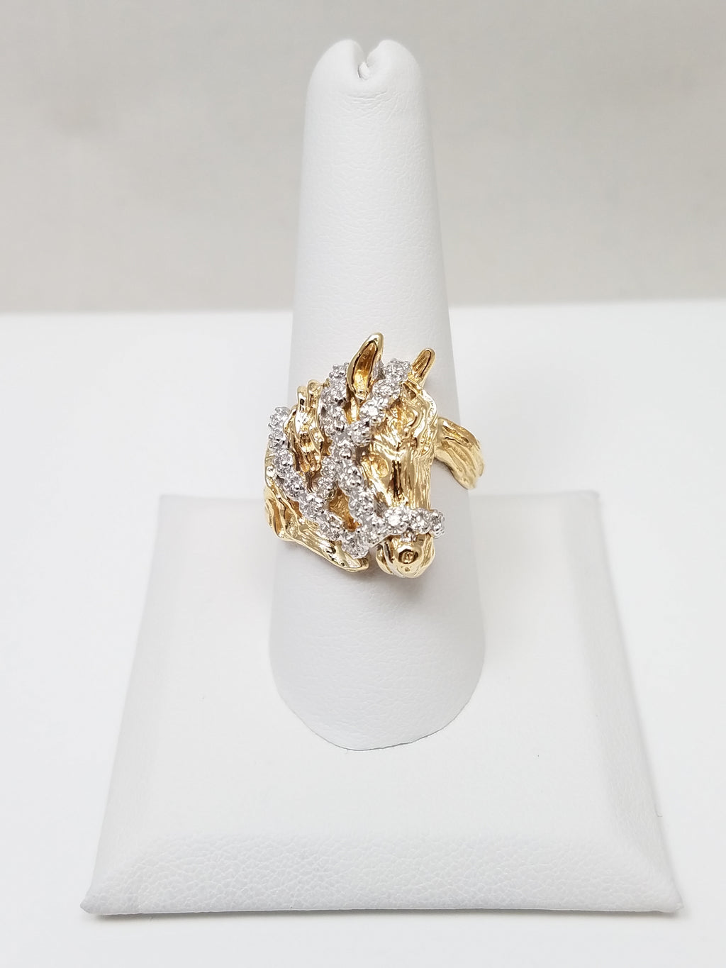 Sophisticated 14k Yellow Gold Natural Diamond Horse Head Ring