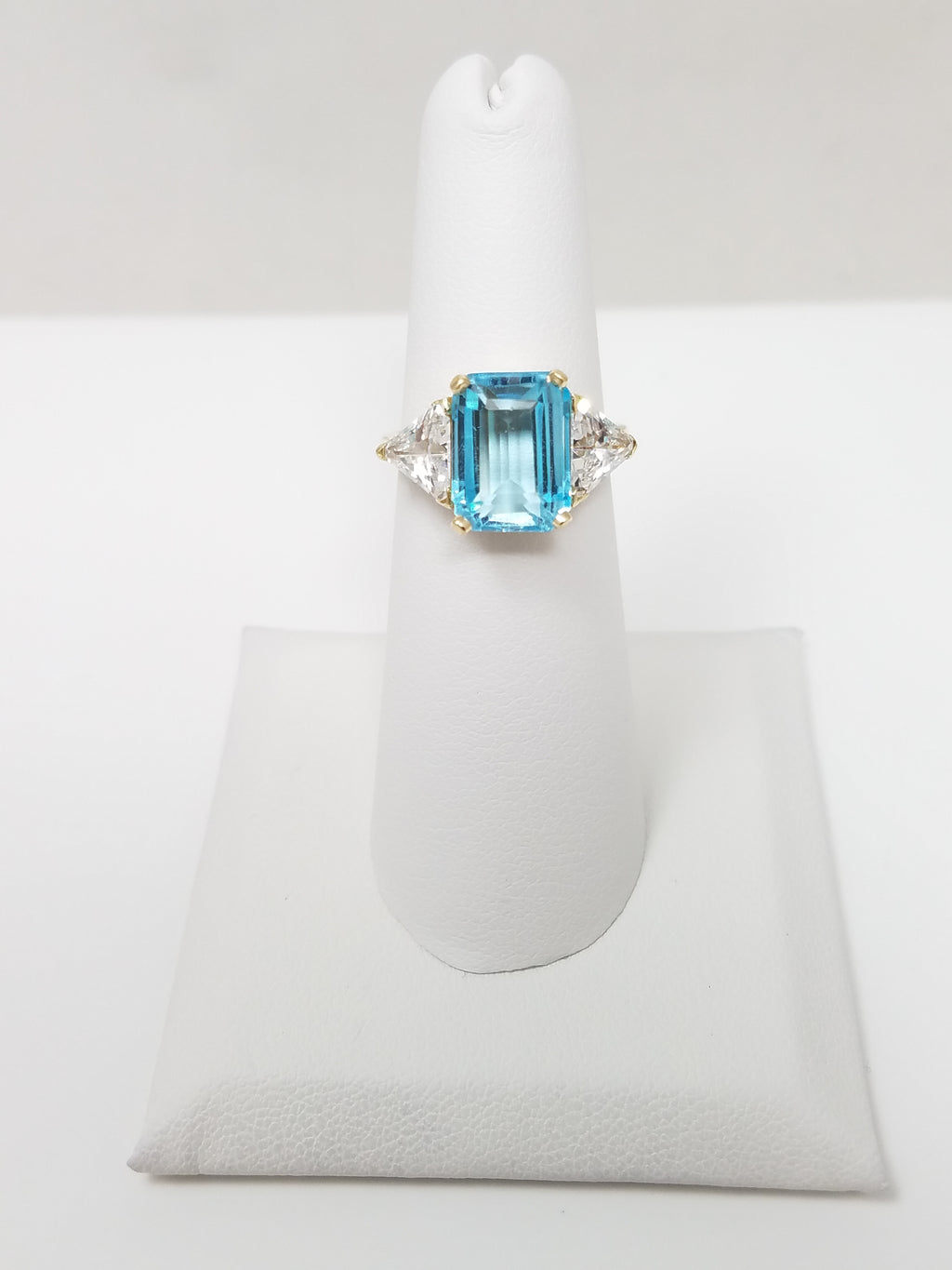 Serene Blue Cubic Zirconia 14k Yellow Gold Ring