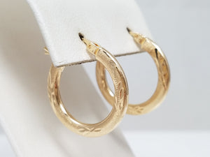 Timeless 14k Yellow Gold Diamond Cut Hollow Hoop Earrings