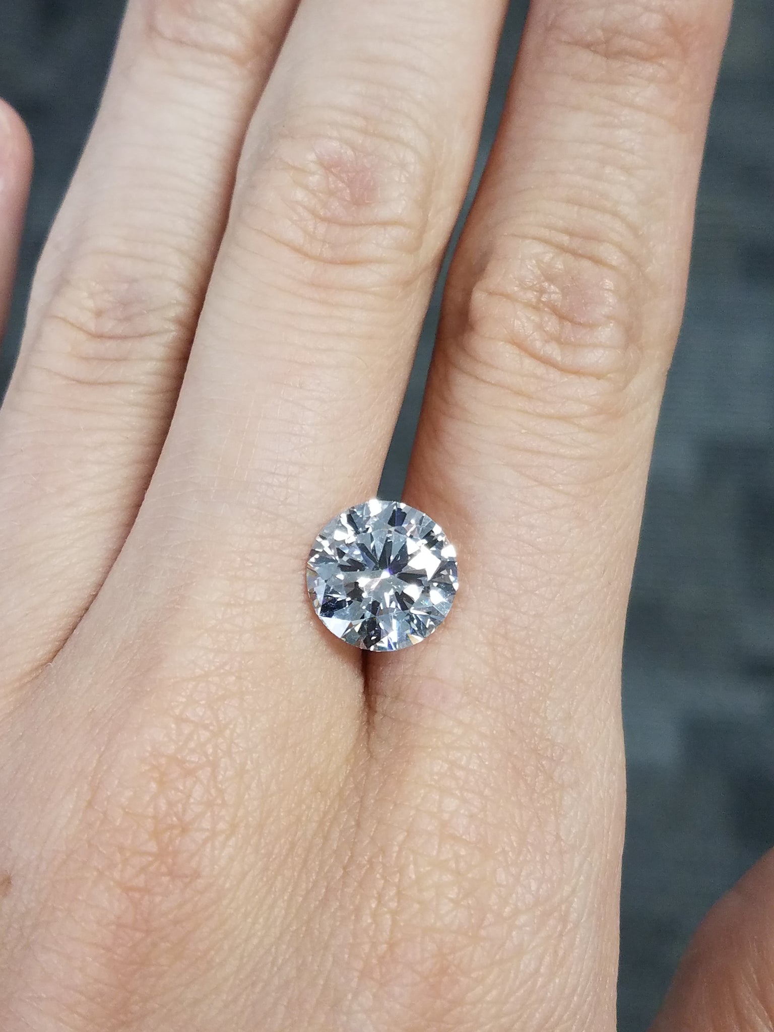 NEW IGI Certified 4.82ct Round Brilliant Lab Grown Diamond VVS2 E