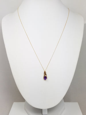 Soothing 18" 14k Yellow Gold Natural Amethyst Pendant Necklace