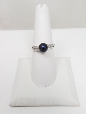 Lovely 14k White Gold Cultured Pearl Natural Diamond Ring