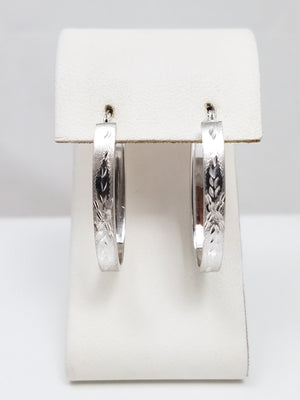 Shimmering 14k White Gold Diamond Cut Hollow Hoop Earrings