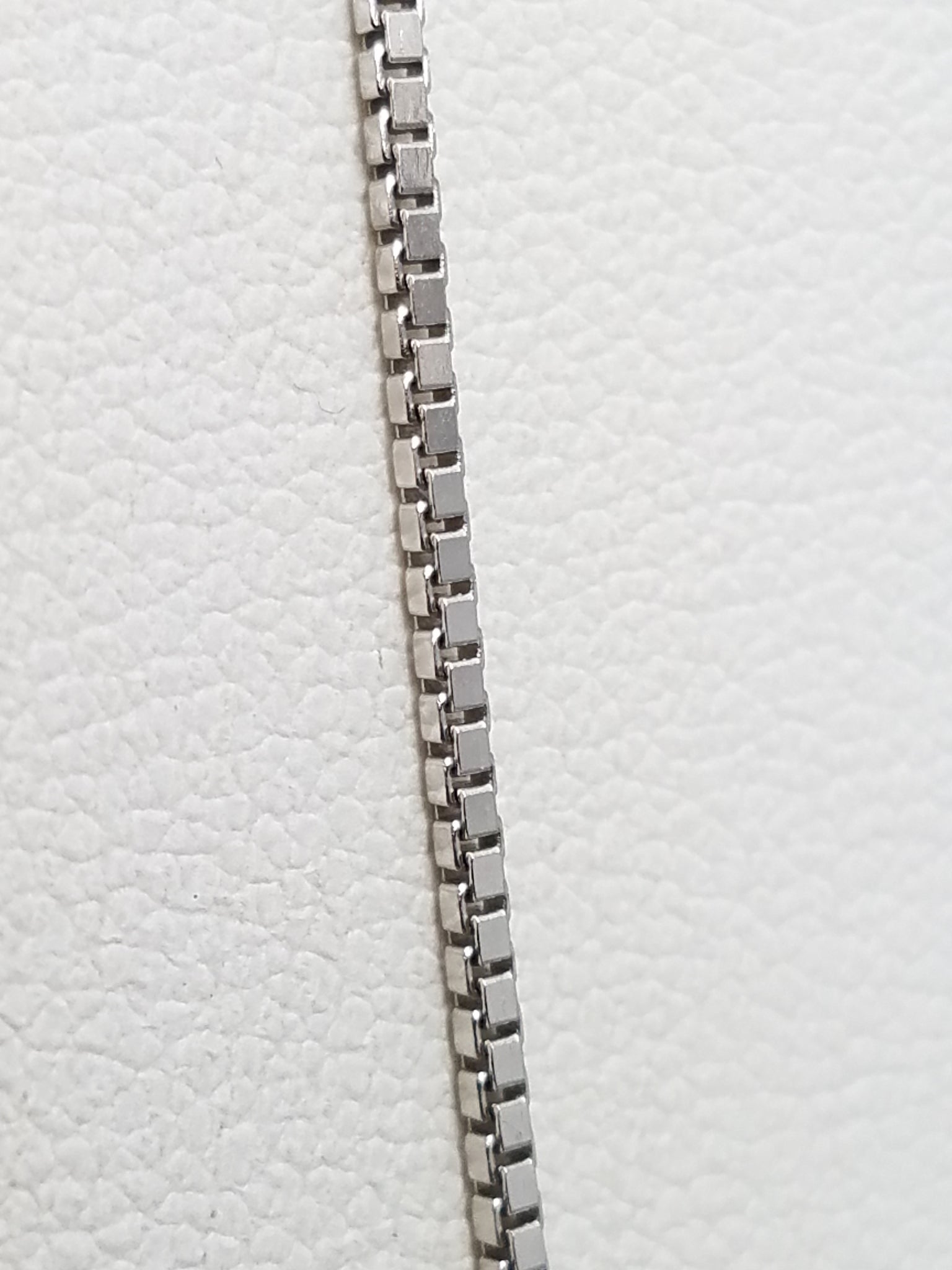 Classic 20" Solid 14k Yellow Gold Box Link Chain Necklace