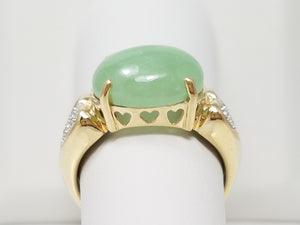 Soothing 14k Yellow Gold Natural Jade Diamond Ring